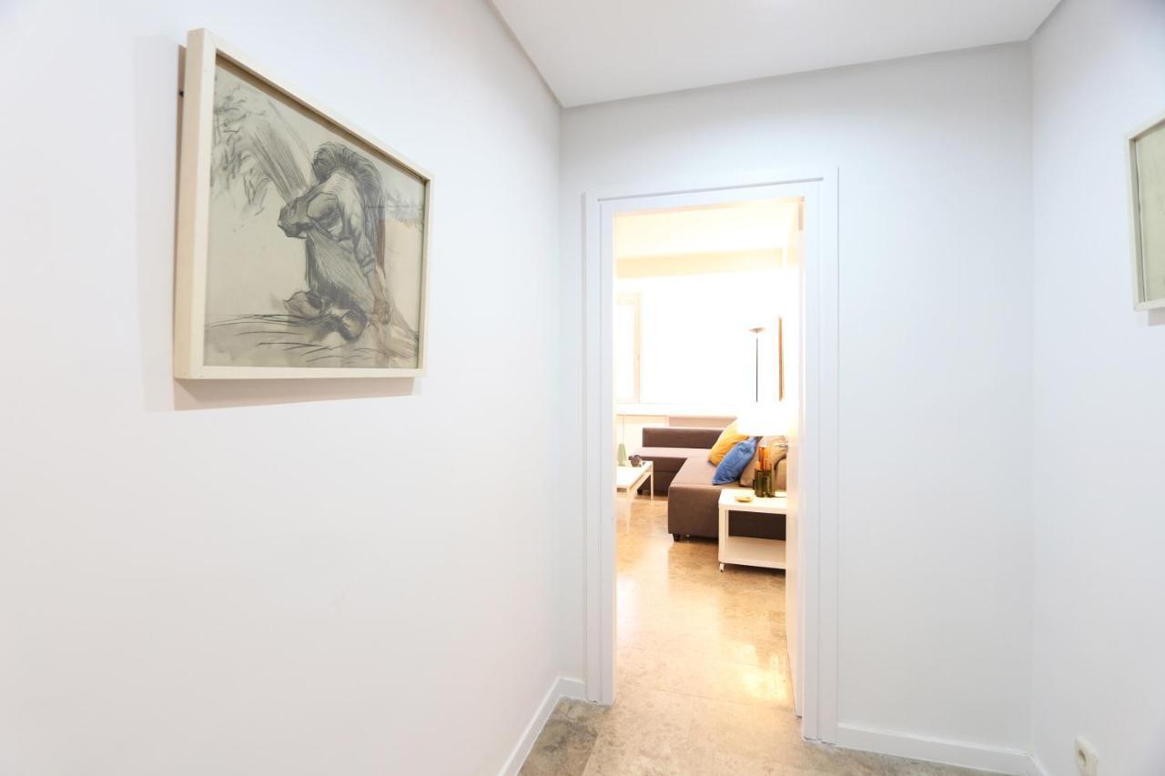 Apartament Urbantec Realty - Plaza De Colon Madryt Zewnętrze zdjęcie