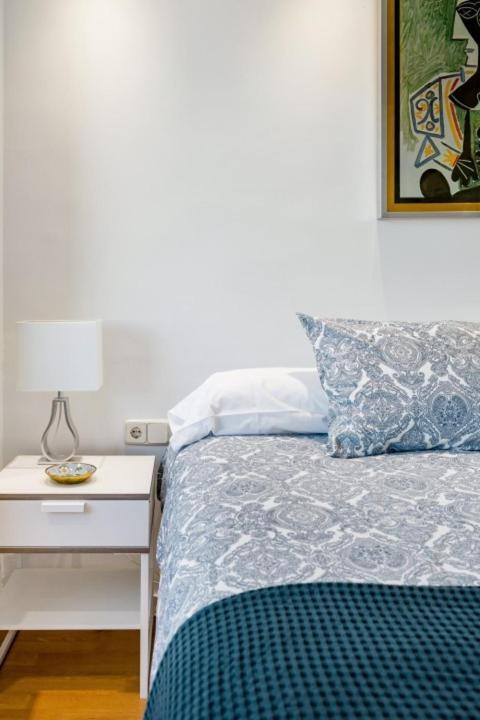 Apartament Urbantec Realty - Plaza De Colon Madryt Zewnętrze zdjęcie