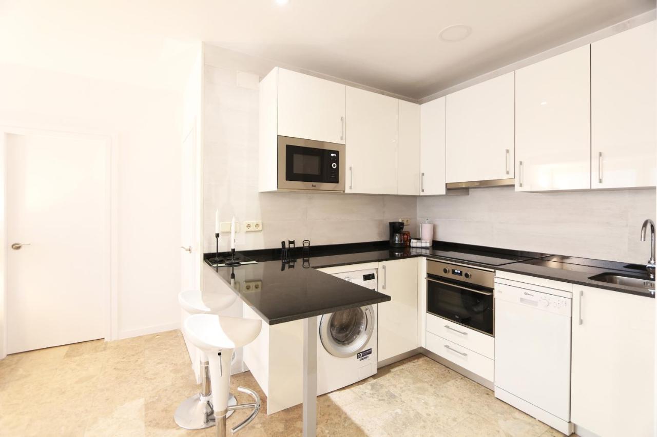 Apartament Urbantec Realty - Plaza De Colon Madryt Zewnętrze zdjęcie