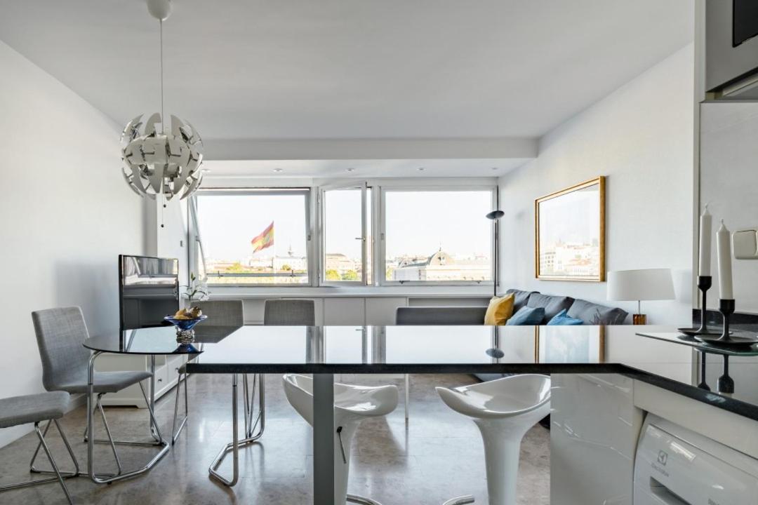 Apartament Urbantec Realty - Plaza De Colon Madryt Zewnętrze zdjęcie